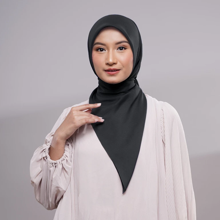 Rekomendasi Hijab Segiempat Premium: Solusi Praktis untuk Kebutuhan Sehari-Hari Anda